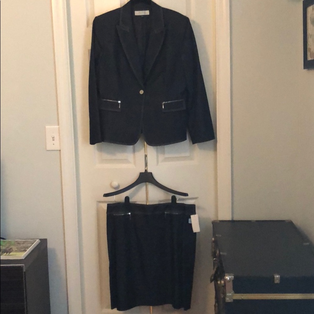 Tahari Suit, Navy